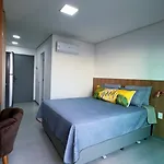 Hospede-Se Com Charme E Praticidade No Meireles